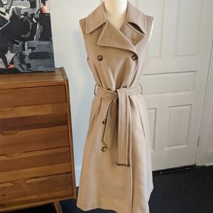 BURBERRY sleeveless Trench